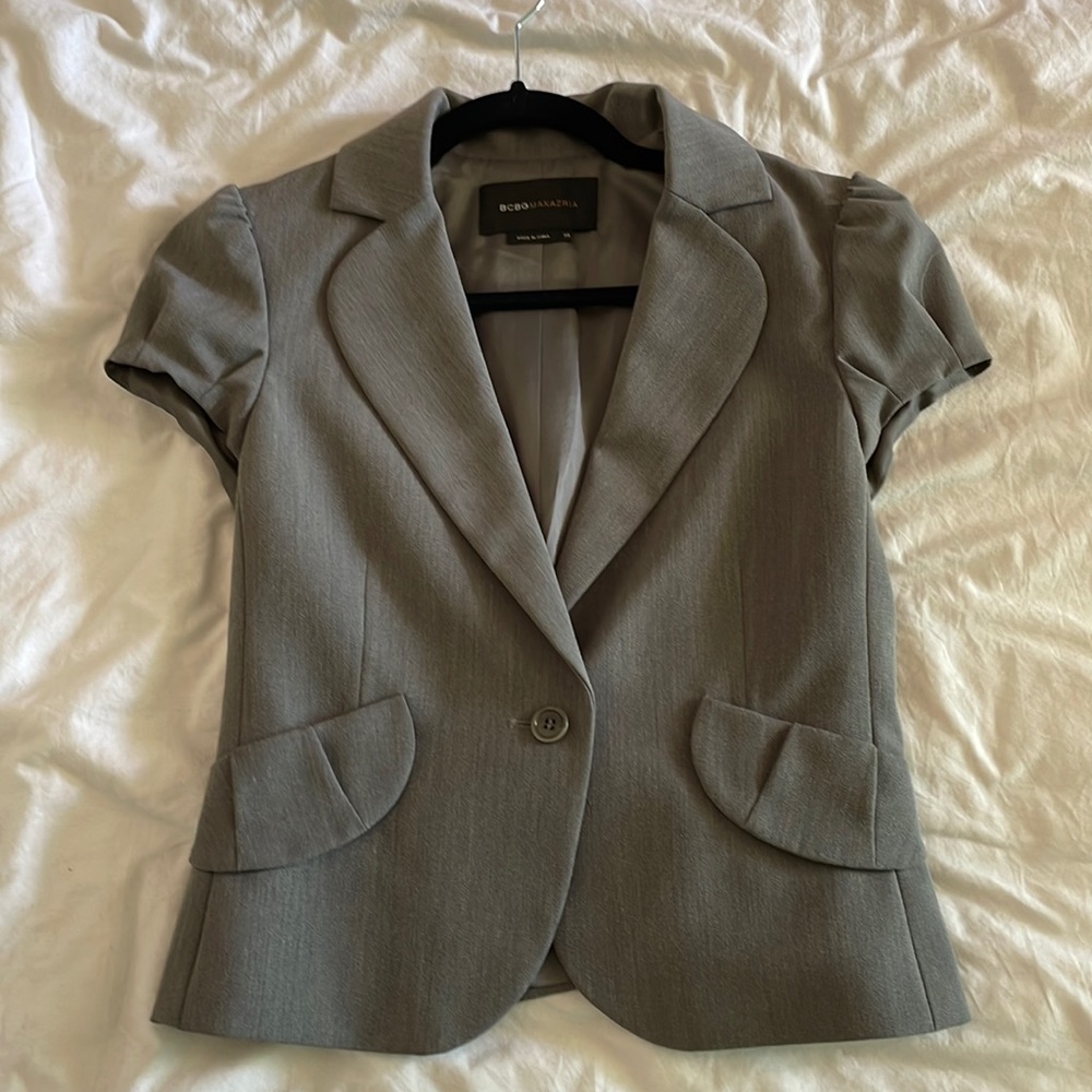 BCBG Maxazria short sleeved blazer